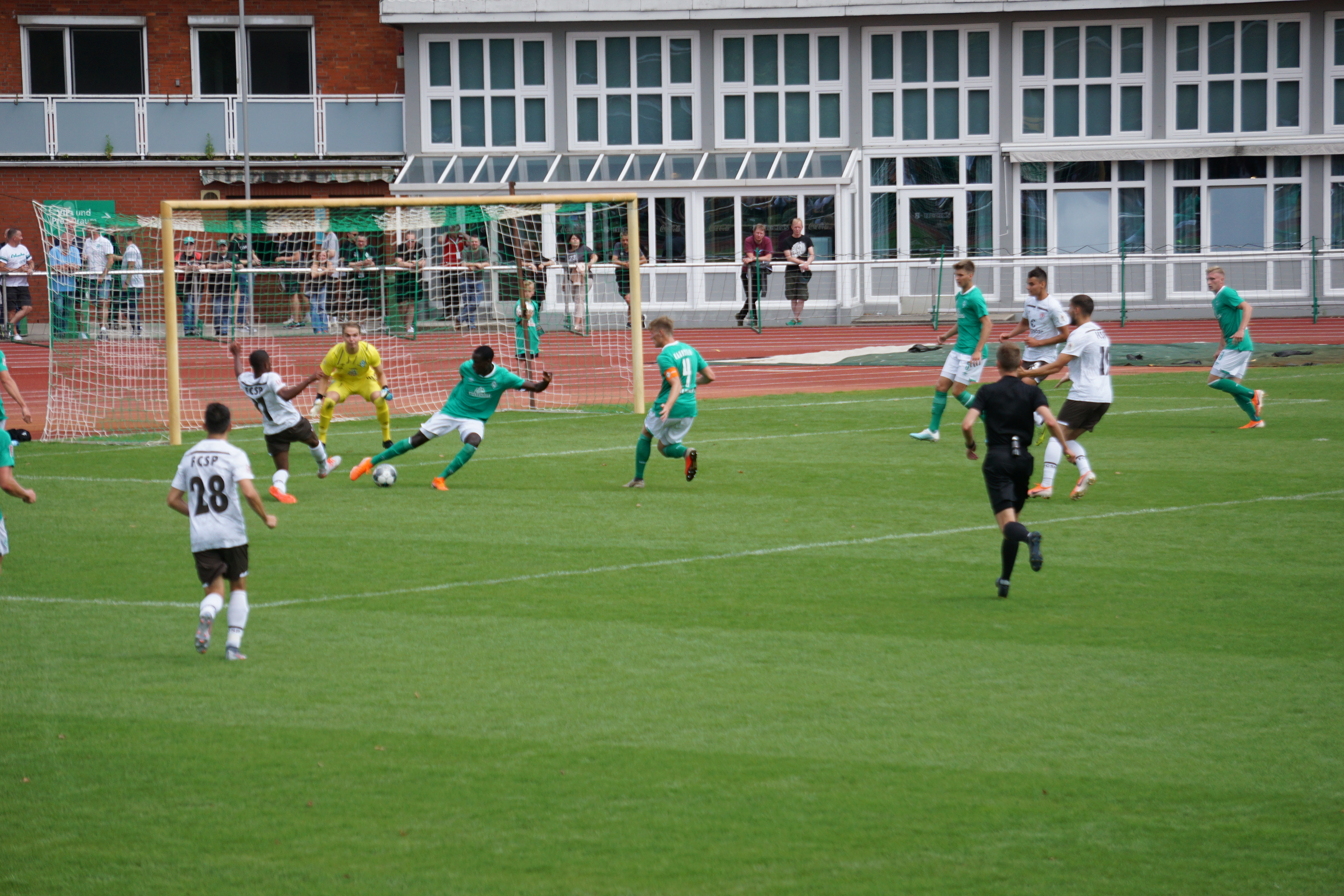 Das Hinspiel gegen Werder II endete mit 2:2-Unentschieden: Damals verpasste die U23 mit einer ihrer besten Saisonleistungen einen Dreier.