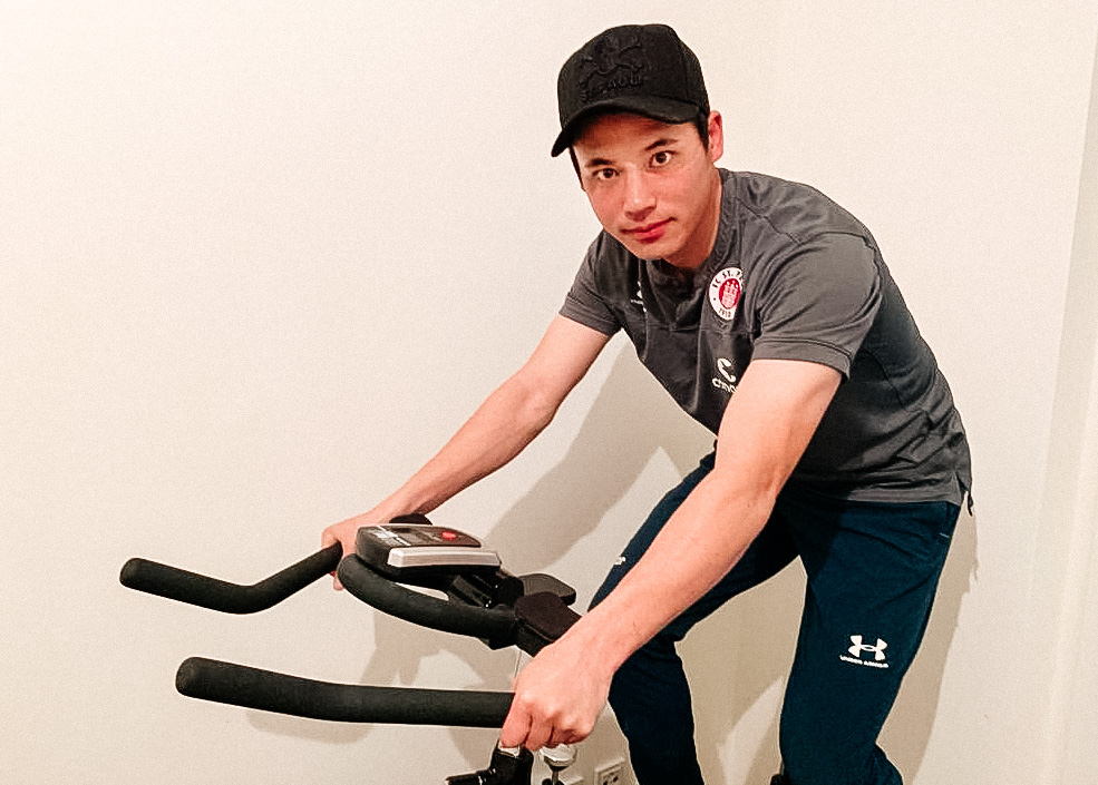 Ryo is also training on a spinning bike at home at the moment.